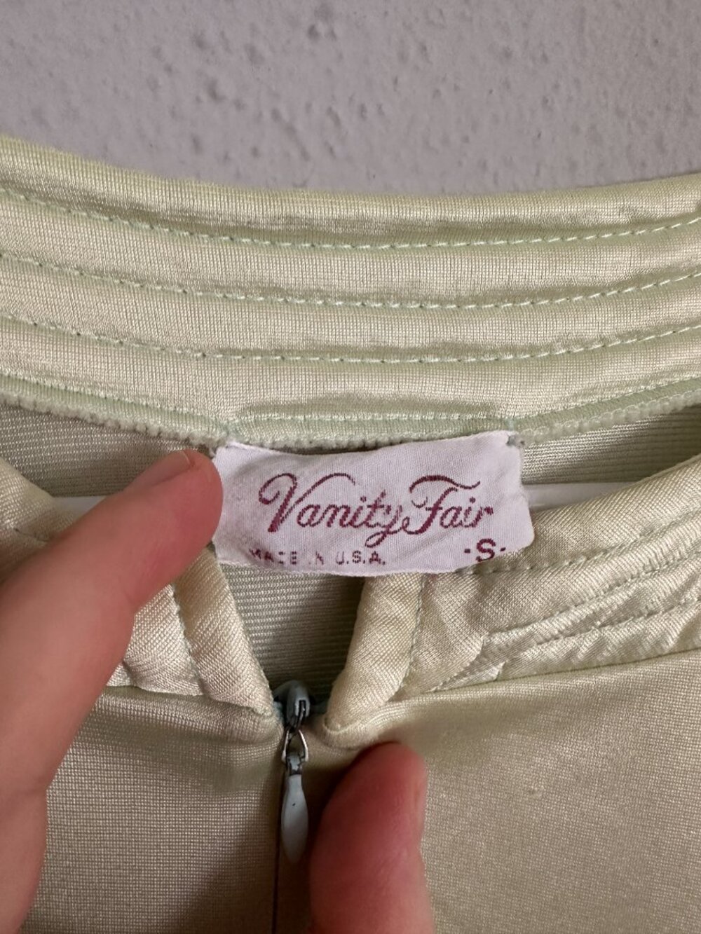 Vintage Vanity Fair Pale Green Nylon Nightgown Maxi Dress USA Women’s S Lounge S - Picture 5 of 7